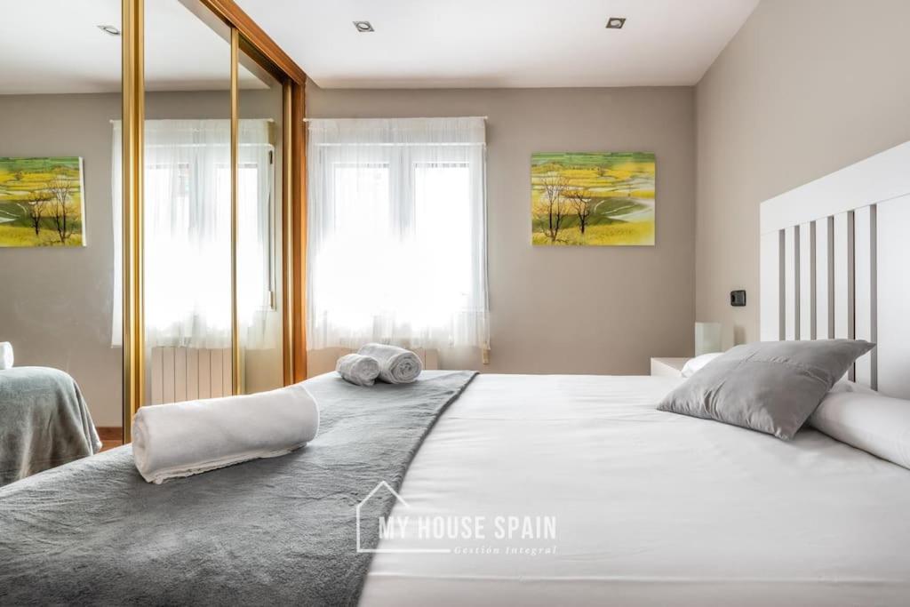 Myhousespain - Piso En Cimadevilla Junto Al Mar Хіхон Екстер'єр фото