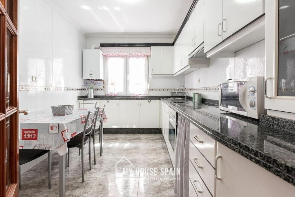 Myhousespain - Piso En Cimadevilla Junto Al Mar Хіхон Екстер'єр фото